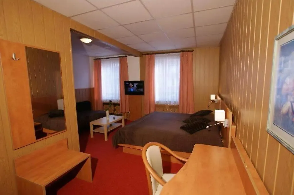 Hotel Elbinger Platz-1